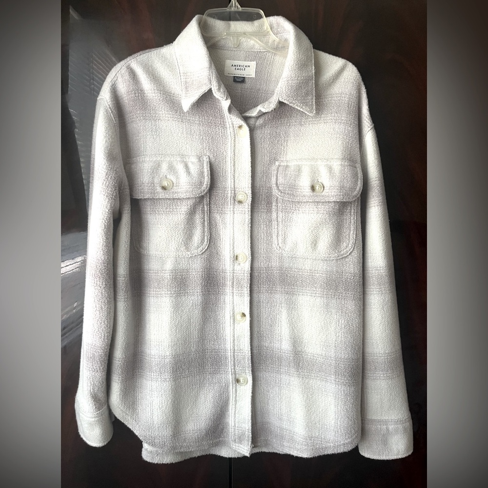 American Eagle shirt jacket